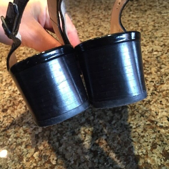 SALVATORE FERRAGAMO 7 A2 Black Patent Low Heels - Picture 12 of 13